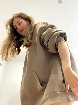 Topvi  online show from 10-18-25, 06:15