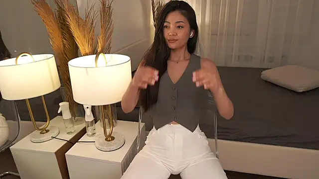 Peopleneedlove144 online show from 04-05-26, 04:02