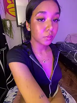 Snapshot of abbyyoungs chatting on 12-20-24, 11:47 abbyyoungs online show from 12-20-24, 11:47