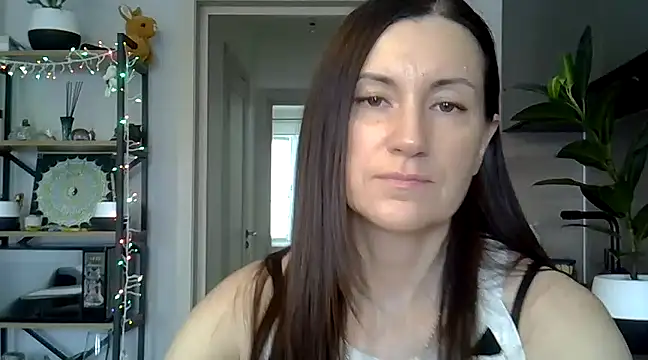 Snapshot of jainesummer chatting on 02-06-25, 10:36 jainesummer online show from 02-06-25, 10:36
