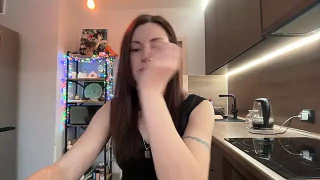 jainesummer online show from 12-22-25, 08:14