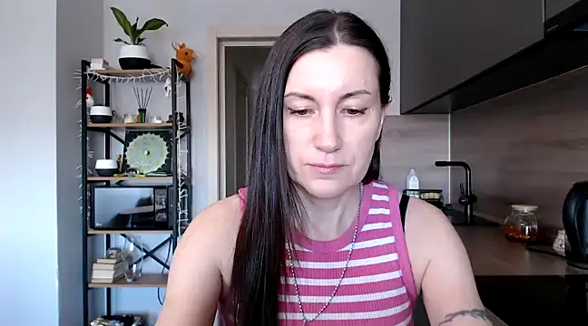 Snapshot of jainesummer chatting on 02-27-25, 09:40 jainesummer online show from 02-27-25, 09:40