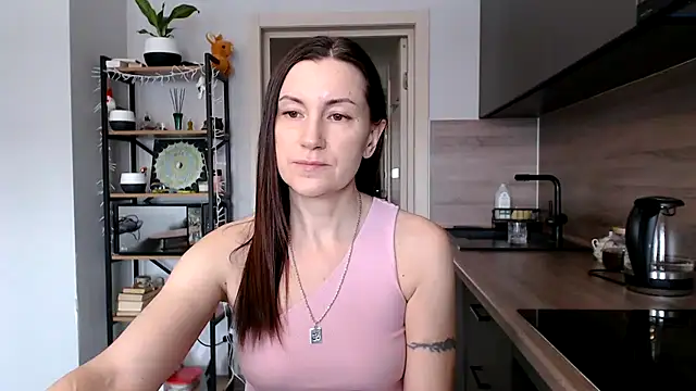 Snapshot of jainesummer chatting on 02-17-25, 10:18 jainesummer online show from 02-17-25, 10:18