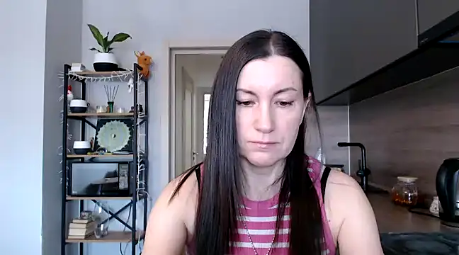 Snapshot of jainesummer chatting on 02-26-25, 07:55 jainesummer online show from 02-26-25, 07:55