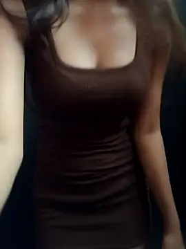 Snapshot of Esha_Babyy chatting on 03-21-25, 01:23 Esha Babyy online show from 03-21-25, 01:23