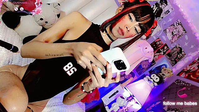 Snapshot of Jadee_Ariell chatting on 09-30-25, 03:18 Jadee Ariell online show from 09-30-25, 03:18