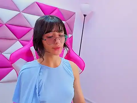 Danny Face online show from 10-20-25, 01:33