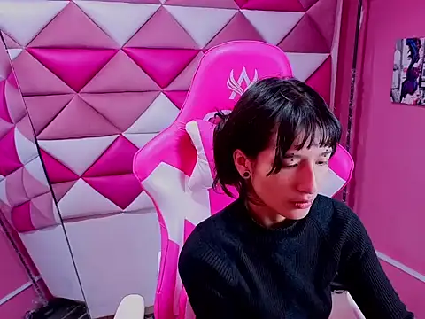 Danny Face online show from 09-24-25, 01:17