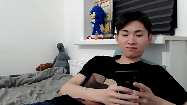 Miram Yu online show from 11-09-25, 03:21