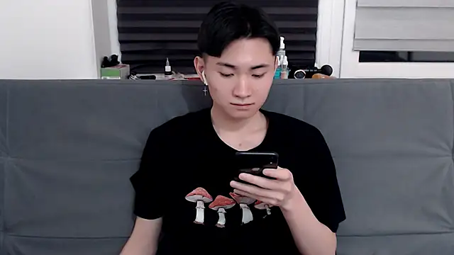 Miram Yu online show from 02-07-25, 09:48