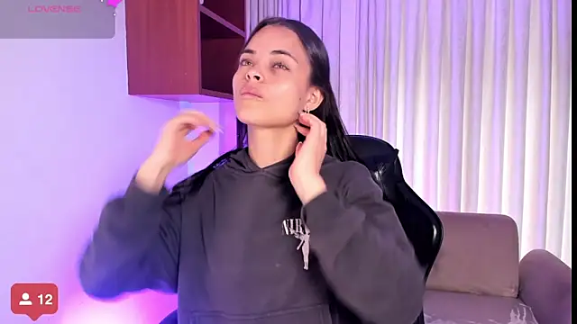 HannaRhodes online show from 11-06-25, 02:21