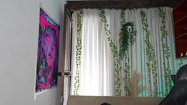 HannaRhodes online show from 02-21-26, 03:47