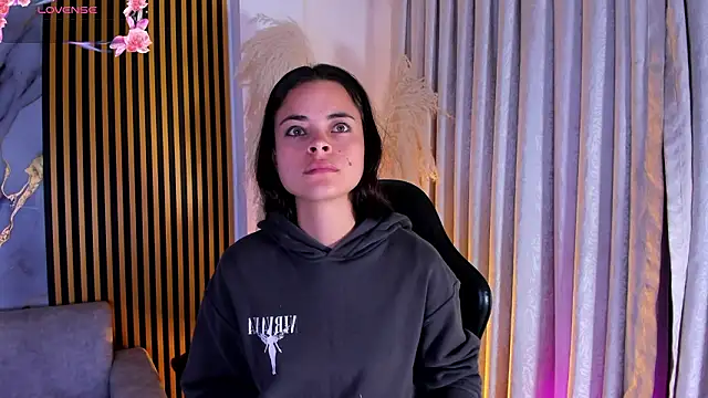 HannaRhodes online show from 03-22-26, 10:50