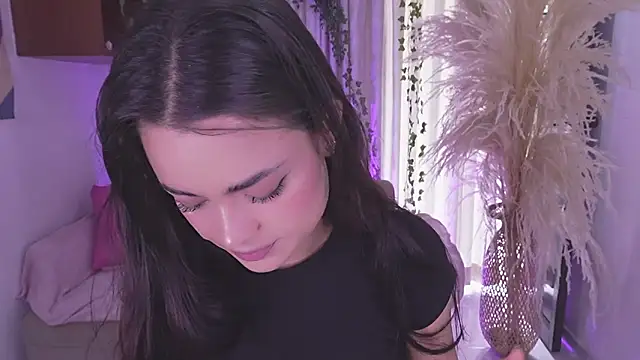 HannaRhodes online show from 03-29-26, 05:25