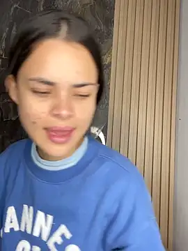 HannaRhodes online show from 10-01-25, 01:15