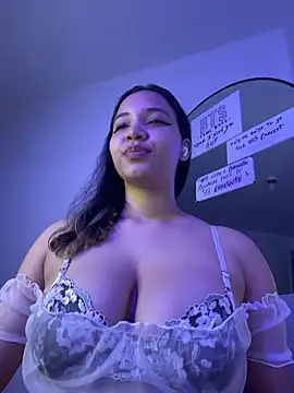 MadelineBenet online show from 01-18-26, 01:42