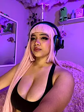 MadelineBenet online show from 10-20-25, 12:45