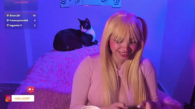 MadelineBenet online show from 03-01-25, 07:08