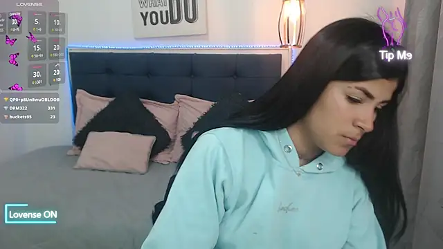 Iris xx  online show from 01-28-25, 09:41