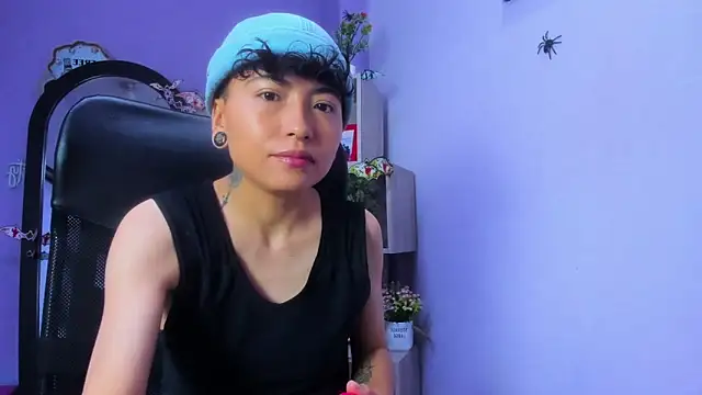 Im Mathias online show from 10-26-25, 05:24