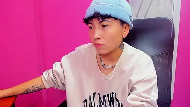 Im Mathias online show from 11-26-25, 04:45