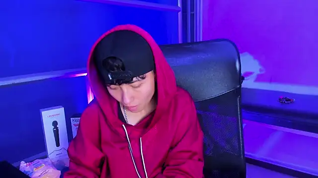 Im Mathias online show from 12-19-25, 04:38