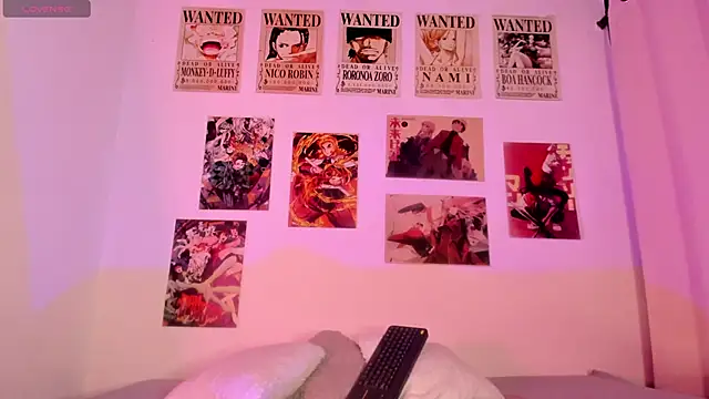 Luna-Chann online show from 10-28-25, 08:52