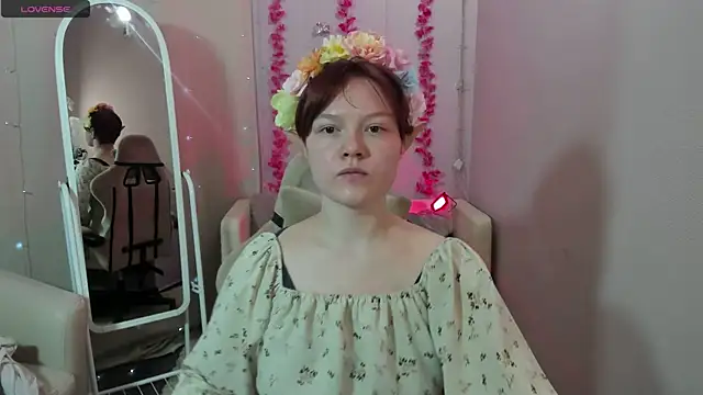 DreamyLuna online show from 10-11-25, 08:32