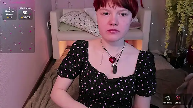 DreamyLuna online show from 02-23-25, 08:55