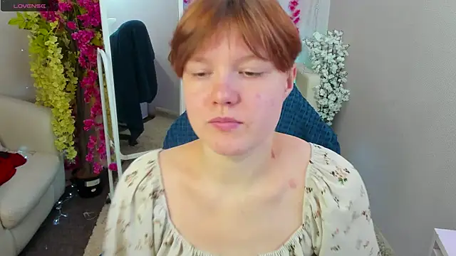 DreamyLuna online show from 10-05-25, 08:21