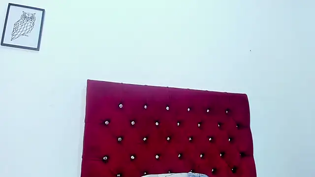 Snapshot of Melody_Megann chatting on 05-06-26, 11:25 Melody Megann online show from 05-06-26, 11:25