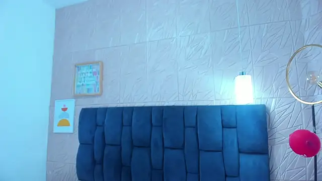 Snapshot of Melody_Megann chatting on 02-26-25, 02:52 Melody Megann online show from 02-26-25, 02:52