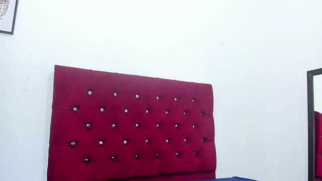 Snapshot of Melody_Megann chatting on 05-31-26, 12:11 Melody Megann online show from 05-31-26, 12:11