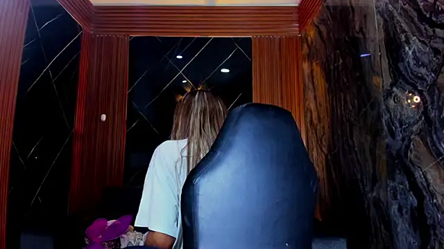 Snapshot of Isabella_stanford2 chatting on 01-10-26, 09:21 Isabella stanford2 online show from 01-10-26, 09:21