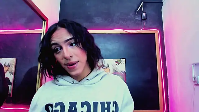 Snapshot of Isabella_stanford2 chatting on 01-09-26, 02:24 Isabella stanford2 online show from 01-09-26, 02:24