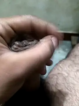 Snapshot of hunter_boy chatting on 10-02-25, 06:44 hunter boy online show from 10-02-25, 06:44