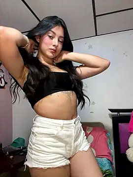 Snapshot of kanne_mia chatting on 12-02-24, 11:24 kanne mia online show from 12-02-24, 11:24
