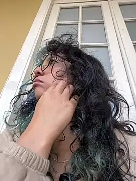 Sweet Chaos online show from 01-31-25, 05:53