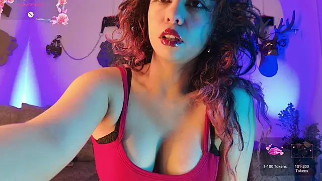 Snapshot of Sweet_Chaos chatting on 06-10-26, 04:30 Sweet Chaos online show from 06-10-26, 04:30