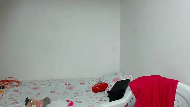 Agatha browser online show from 02-08-26, 12:36