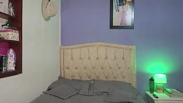 stephania t online show from 04-13-26, 03:05