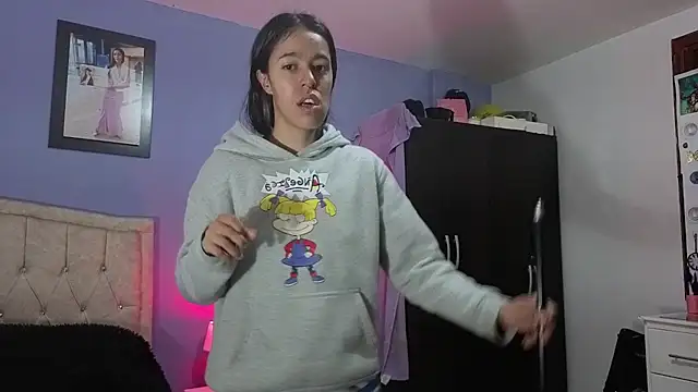 stephania t online show from 06-16-26, 02:39