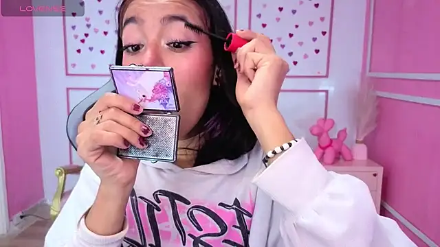 stephania t online show from 12-19-25, 11:56