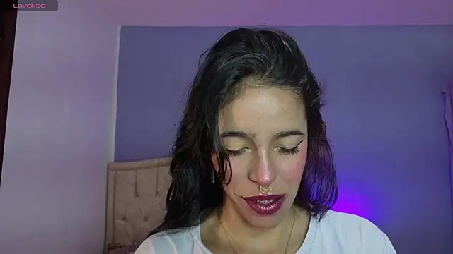 stephania t online show from 05-06-26, 04:00