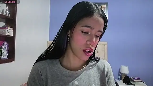 stephania t online show from 05-04-26, 03:37