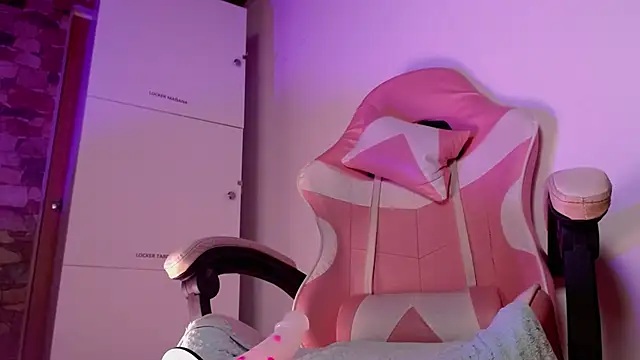 julz 03 online show from 03-20-26, 08:48