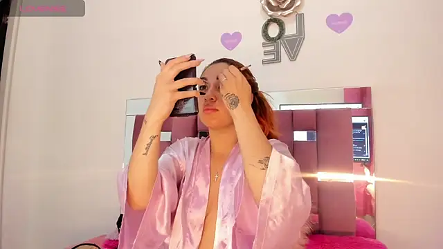 Alba Grey online show from 12-05-25, 03:49