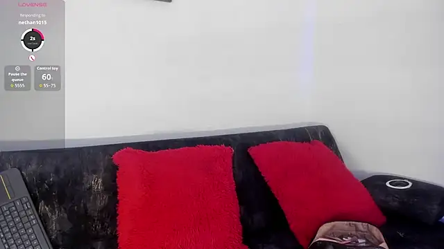 Alba Grey online show from 10-30-25, 10:17