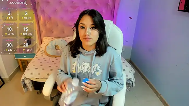  Sophie  miller online show from 09-10-25, 09:47