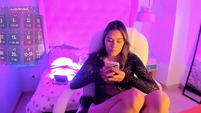  Sophie  miller online show from 11-27-25, 08:53